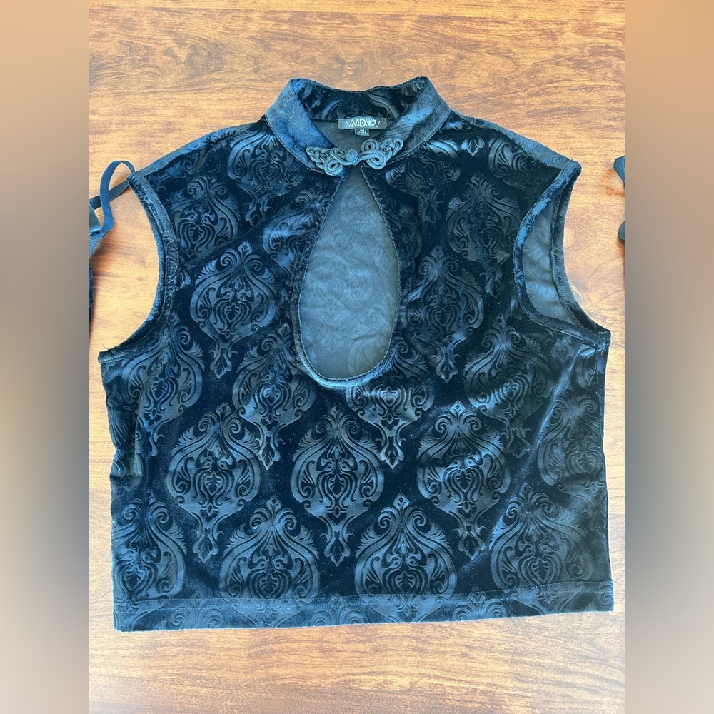 Widow X Dolls Kill Velvet Demask Jacquard Top - Picture 3 of 4